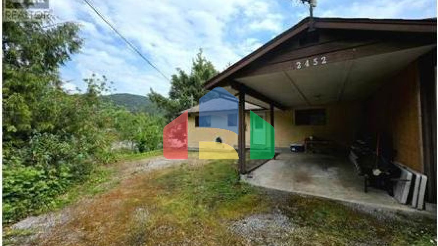 Residential - Single Family Home - Powell River, Canada - Canada