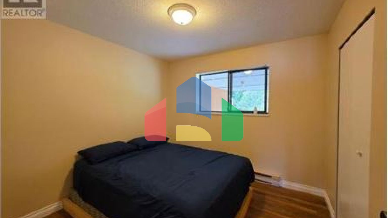 Residential - Single Family Home - Powell River, Canada - Canada