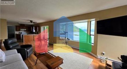 Residential - Single Family Home - Powell River, Canada - Canada