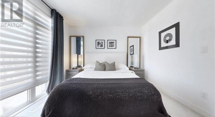 Residential - Single Family Home - Halton Hills, Canada - Canada