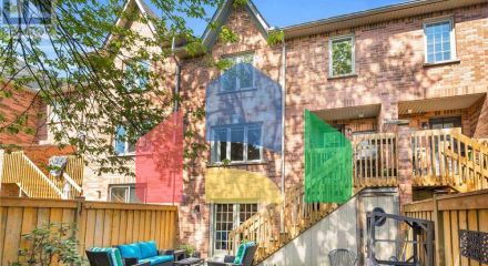 Residential - Townhouse - Halton Hills, Canada - Canada