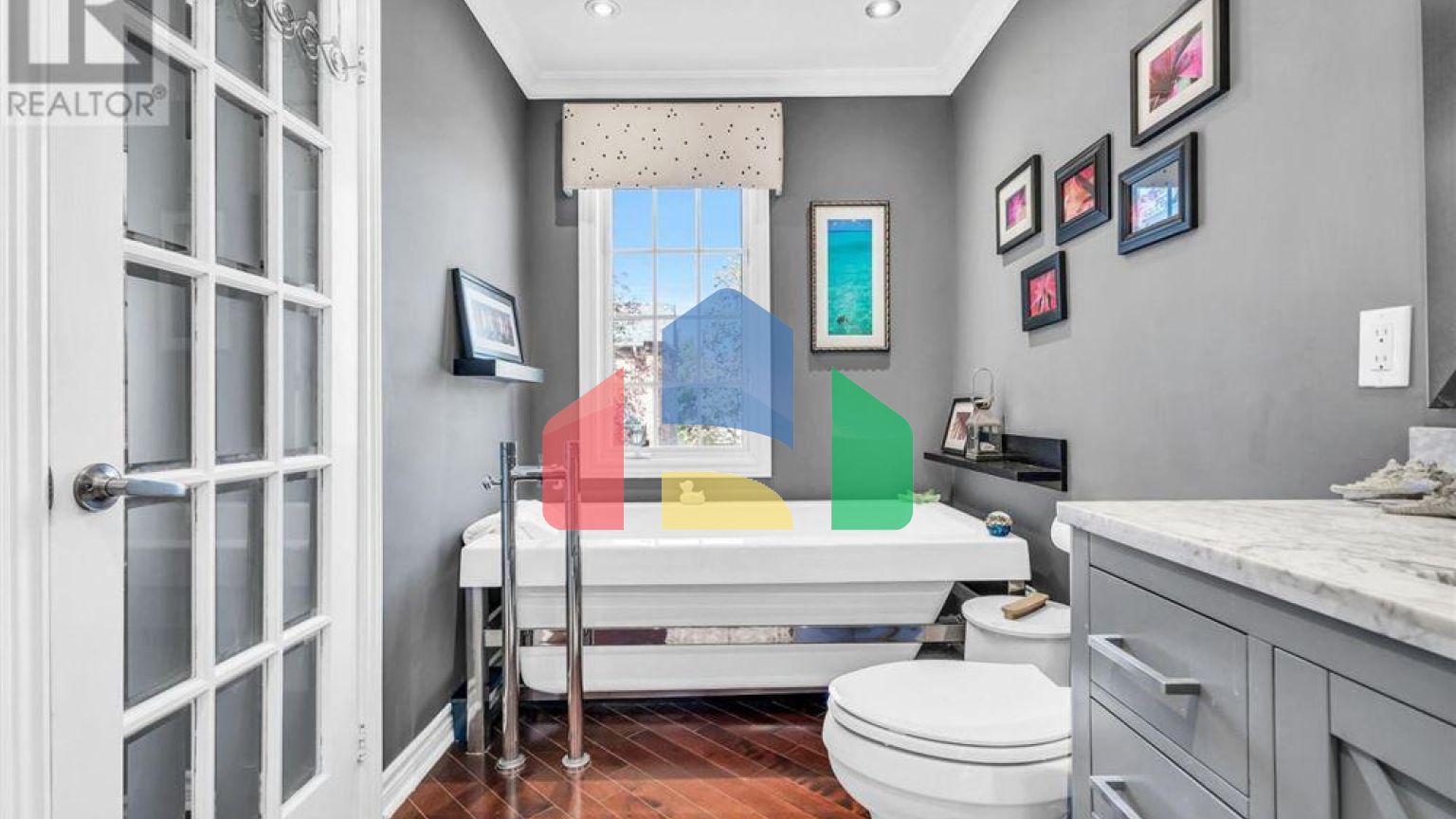 Residential - Townhouse - Halton Hills, Canada - Canada