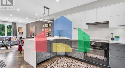 Residential - Townhouse - Halton Hills, Canada - Canada