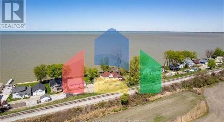 Residential - Single Family Home - Lakeshore, Canada - Canada