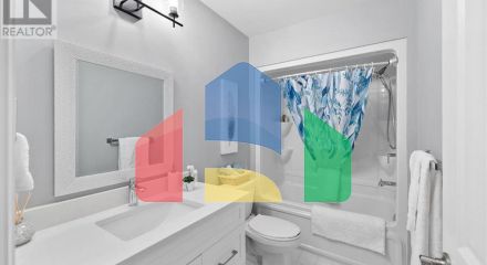 Residential - Single Family Home - Lakeshore, Canada - Canada