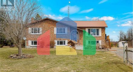 Residential - Single Family Home - Elizabethtown, Canada - Canada