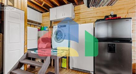 Residential - Single Family Home - Elizabethtown, Canada - Canada