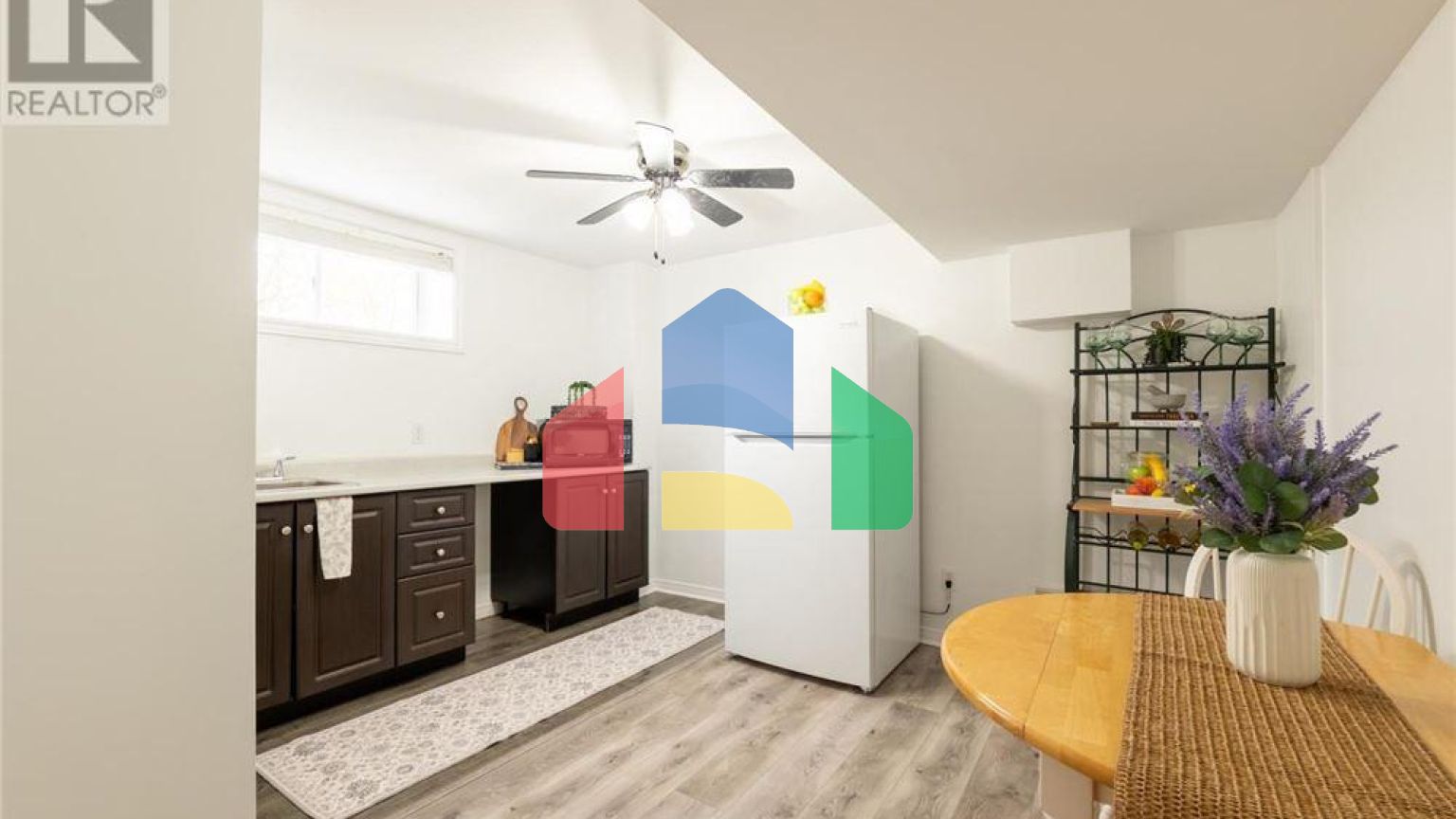 Residential - Single Family Home - Elizabethtown, Canada - Canada