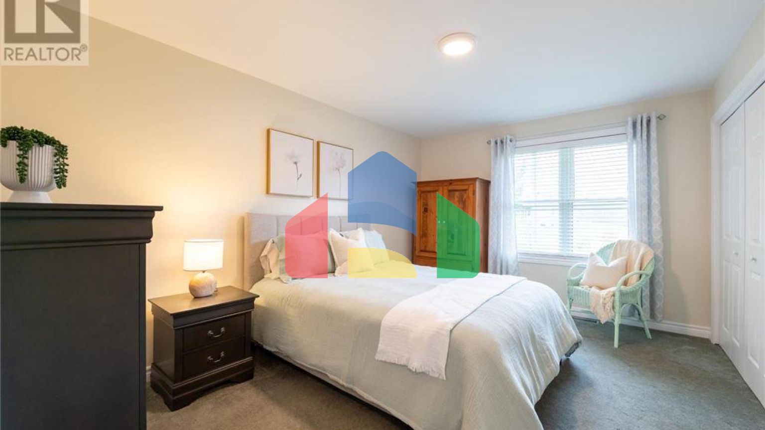 Residential - Single Family Home - Elizabethtown, Canada - Canada