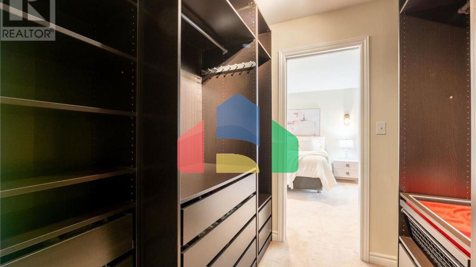 Residential - Single Family Home - Elizabethtown, Canada - Canada