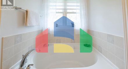 Residential - Single Family Home - Elizabethtown, Canada - Canada