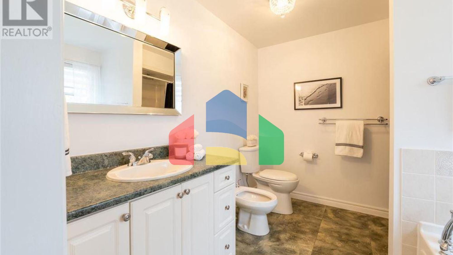 Residential - Single Family Home - Elizabethtown, Canada - Canada