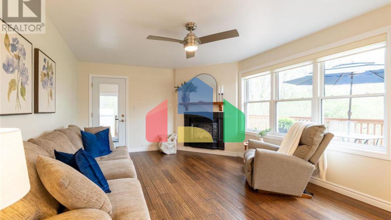 Residential - Single Family Home - Elizabethtown, Canada - Canada