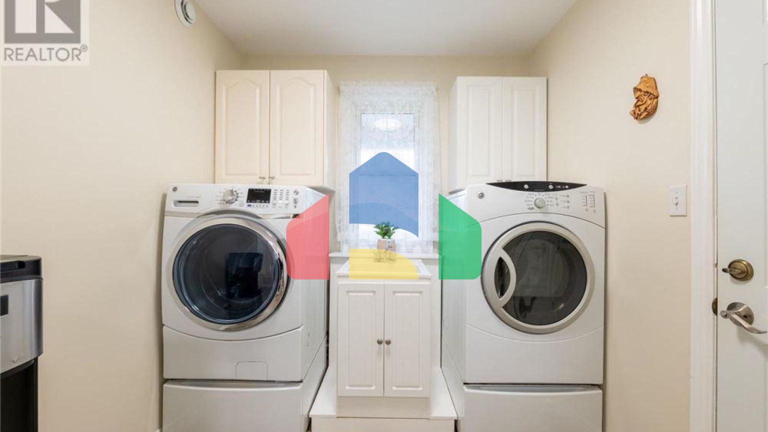 Residential - Single Family Home - Elizabethtown, Canada - Canada