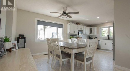 Residential - Single Family Home - Rycroft, Canada - Canada