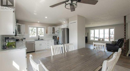 Residential - Single Family Home - Rycroft, Canada - Canada