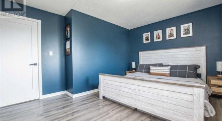 Residential - Single Family Home - Rycroft, Canada - Canada