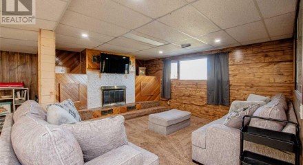 Residential - Single Family Home - Rycroft, Canada - Canada