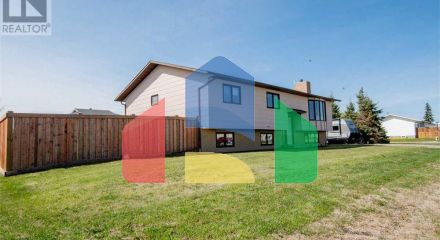 Residential - Single Family Home - Rycroft, Canada - Canada