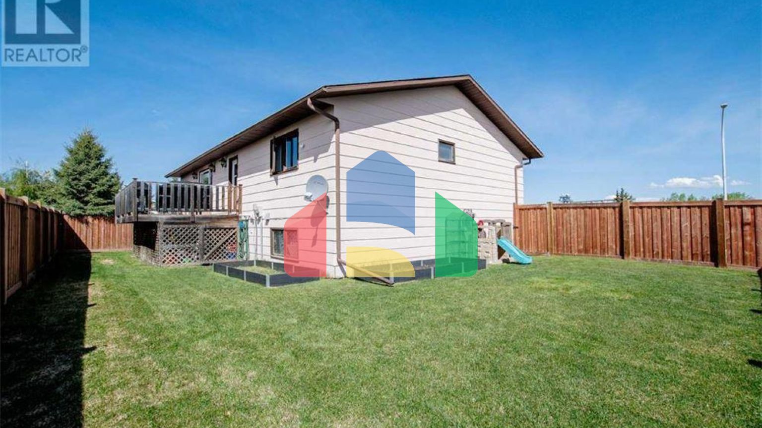 Residential - Single Family Home - Rycroft, Canada - Canada