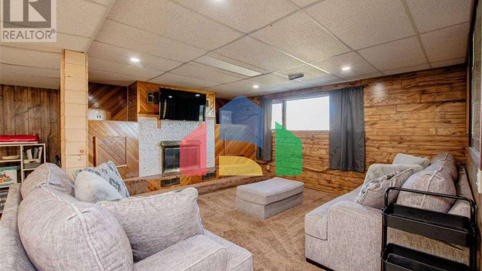 Residential - Single Family Home - Rycroft, Canada - Canada