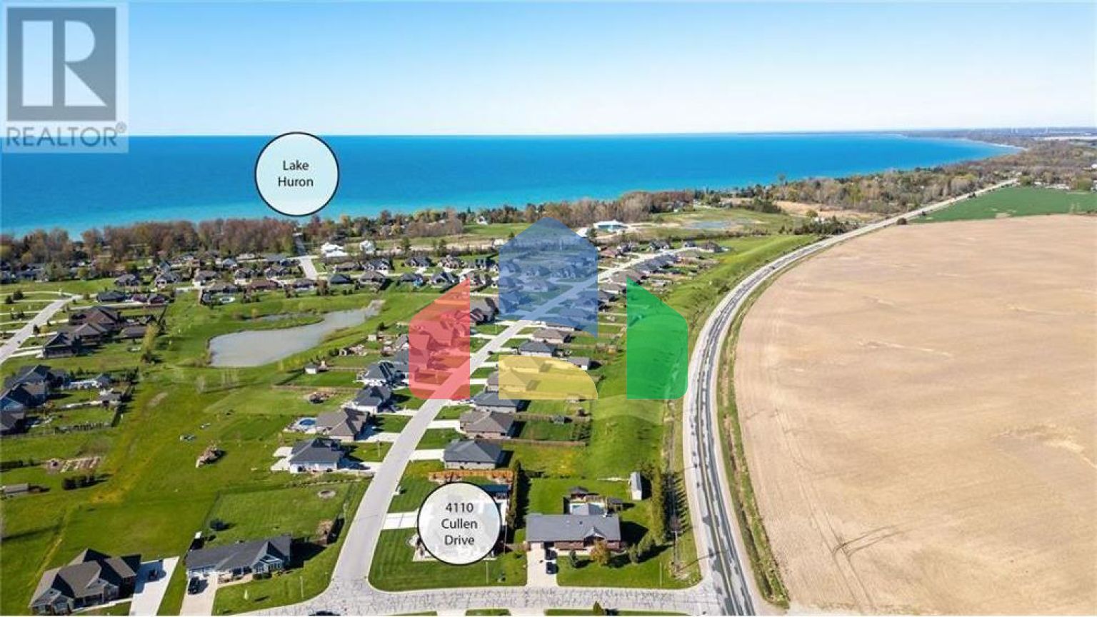 Residential - Single Family Home - Plympton-Wyoming, Canada - Canada