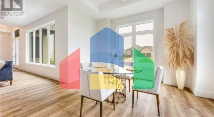 Residential - Single Family Home - Plympton-Wyoming, Canada - Canada