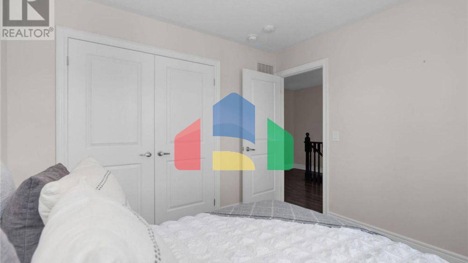 Residential - Single Family Home - Clearview, Canada - Canada