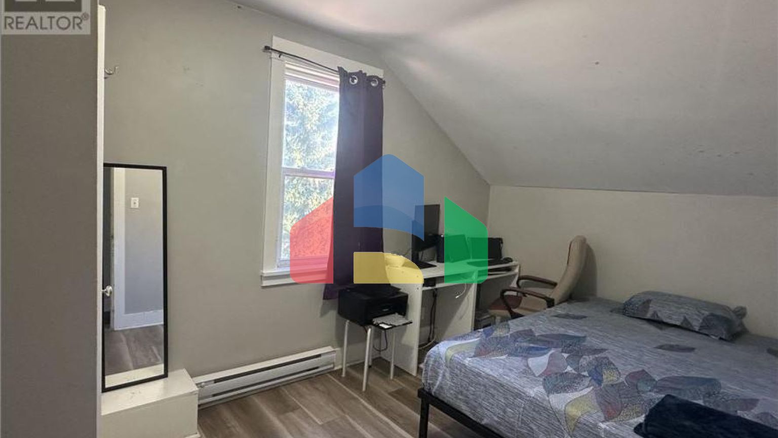 Residential - Single Family Home - Greenwood, Canada - Canada