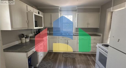 Residential - Single Family Home - Greenwood, Canada - Canada