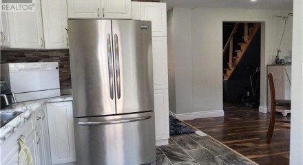 Residential - Single Family Home - Simcoe, Canada - Canada
