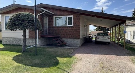 Residential - Single Family Home - Vilna, Canada - Canada