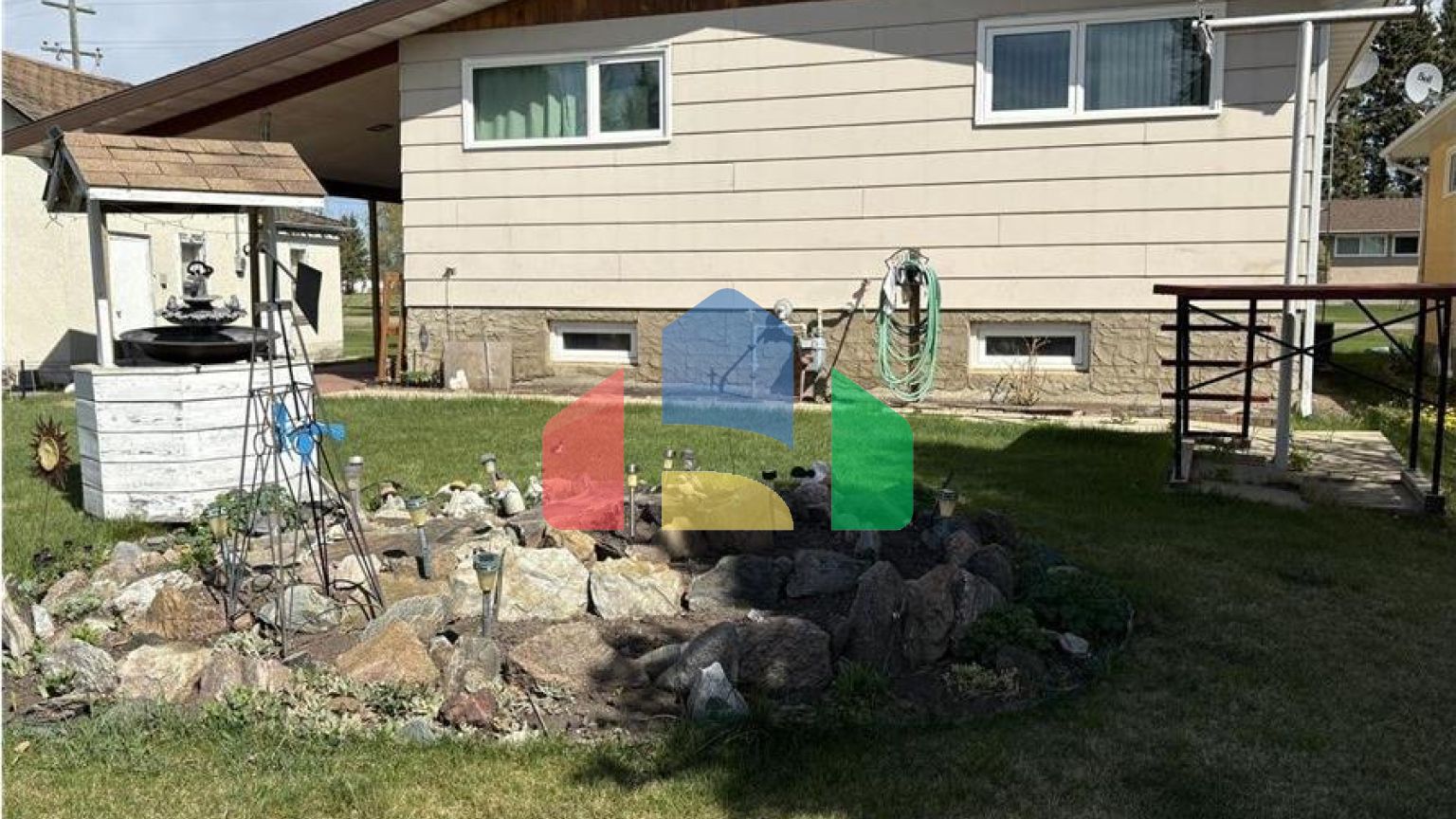 Residential - Single Family Home - Vilna, Canada - Canada