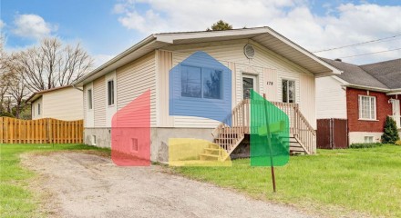 Residential - Bungalow - Pointe-Calumet, Canada - Canada