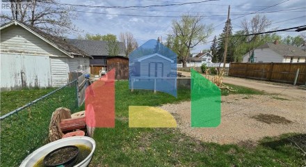 Residential - Single Family Home - Weyburn, Canada - Canada