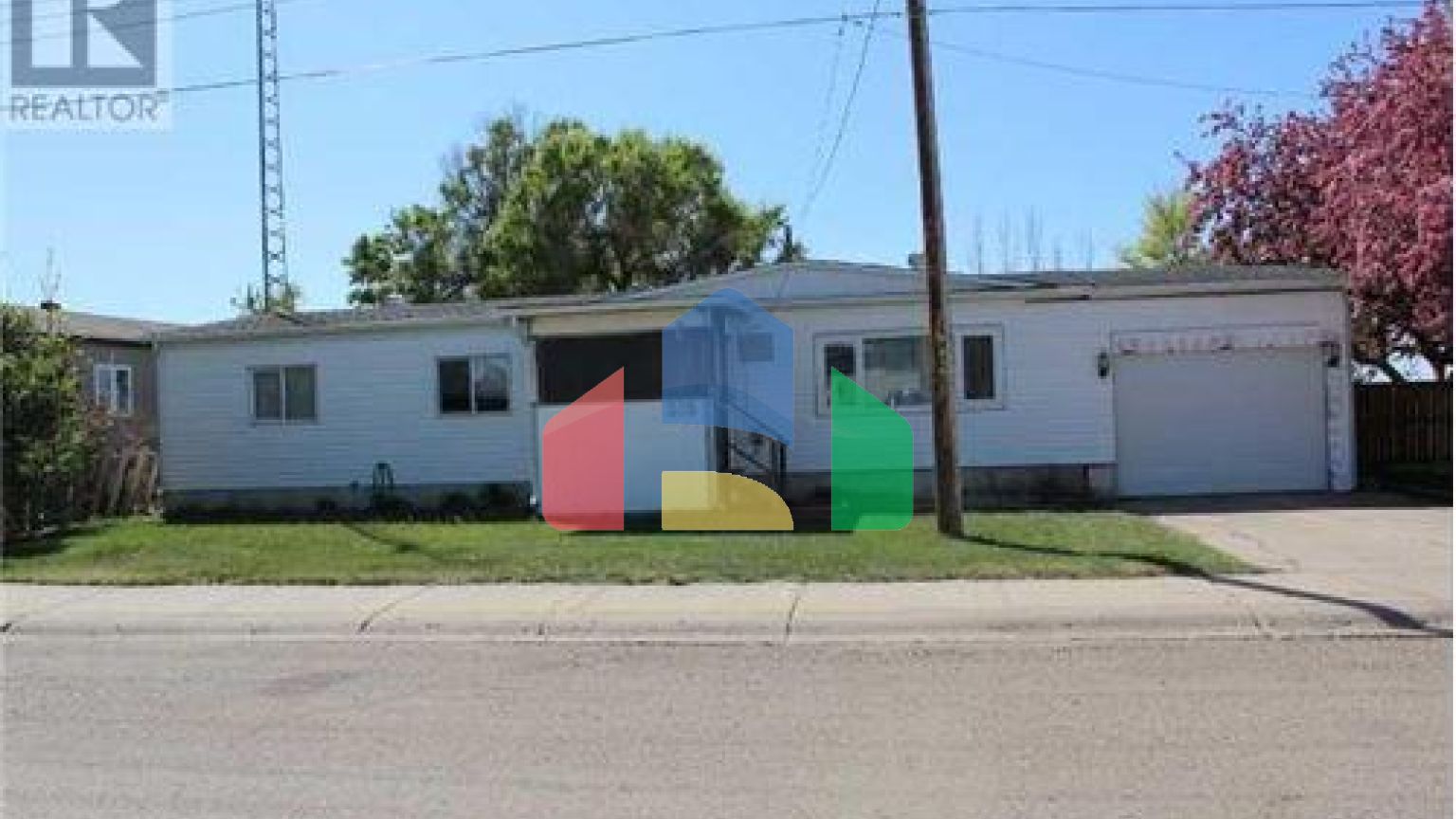 Residential - Single Family Home - Bow Island, Canada - Canada