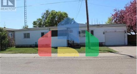 Residential - Single Family Home - Bow Island, Canada - Canada