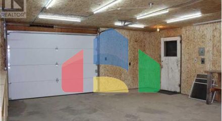 Residential - Single Family Home - Bow Island, Canada - Canada