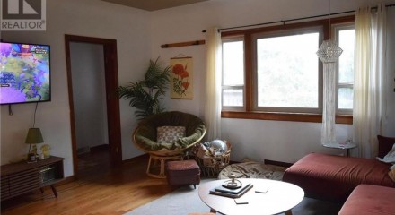 Residential - Single Family Home - Maple Ridge, Canada - Canada