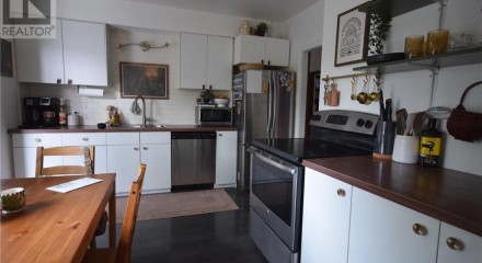 Residential - Single Family Home - Maple Ridge, Canada - Canada
