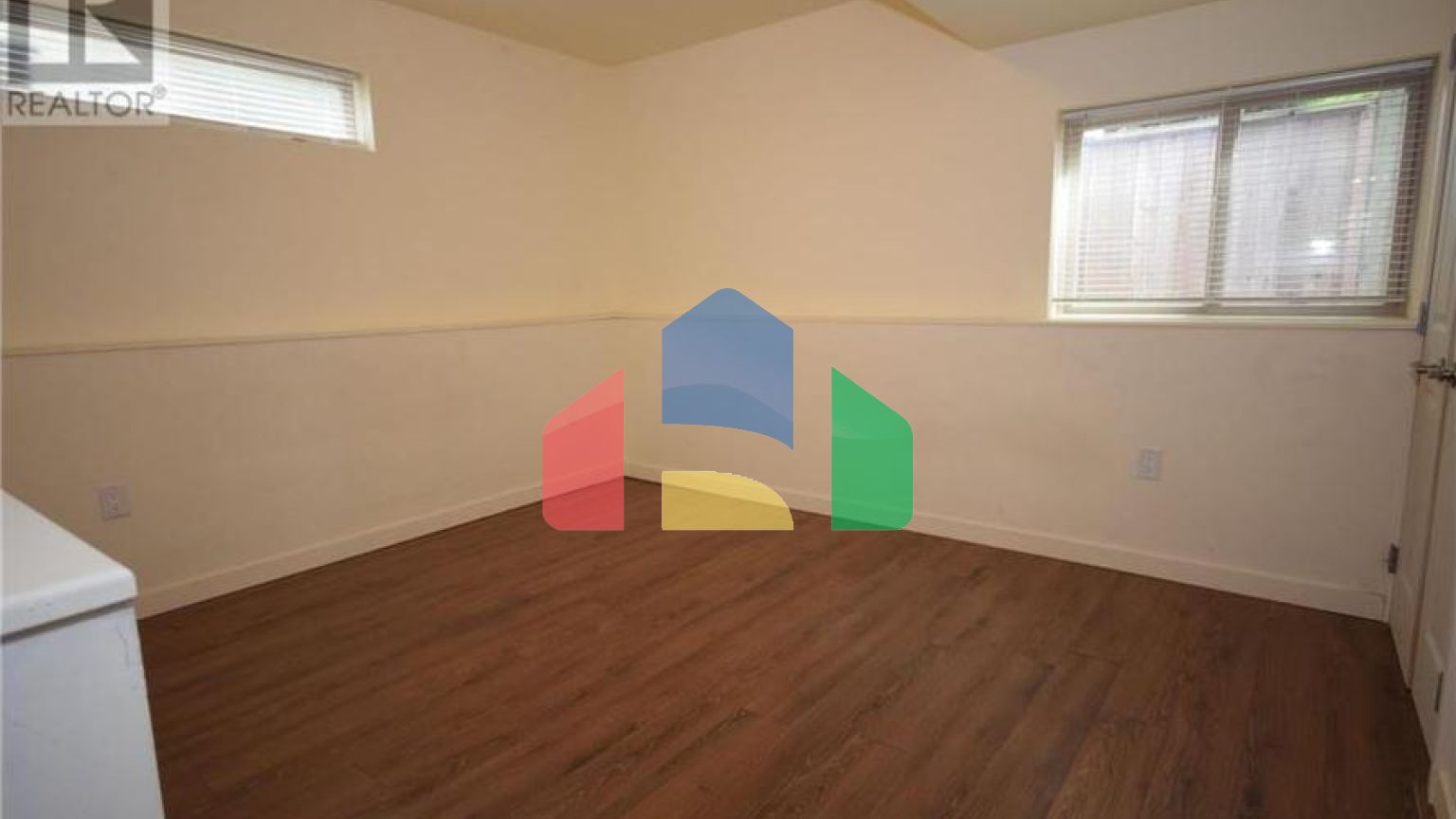 Residential - Single Family Home - Maple Ridge, Canada - Canada