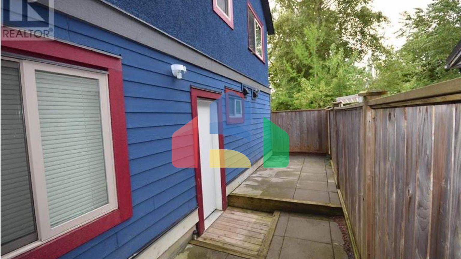 Residential - Single Family Home - Maple Ridge, Canada - Canada