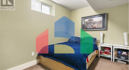 Residential - Single Family Home - Maple Ridge, Canada - Canada