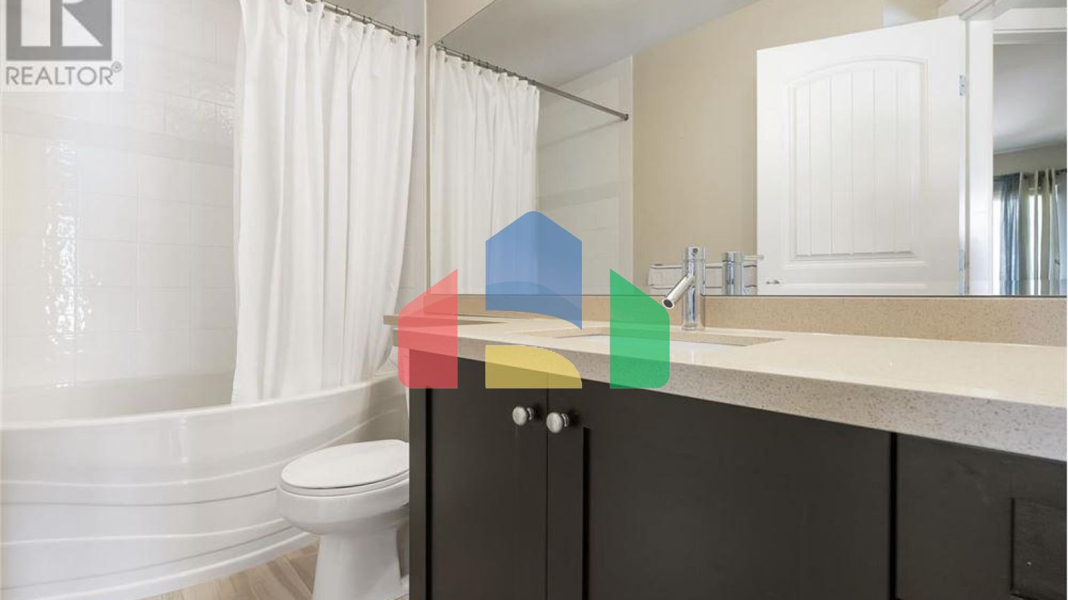 Residential - Single Family Home - Maple Ridge, Canada - Canada