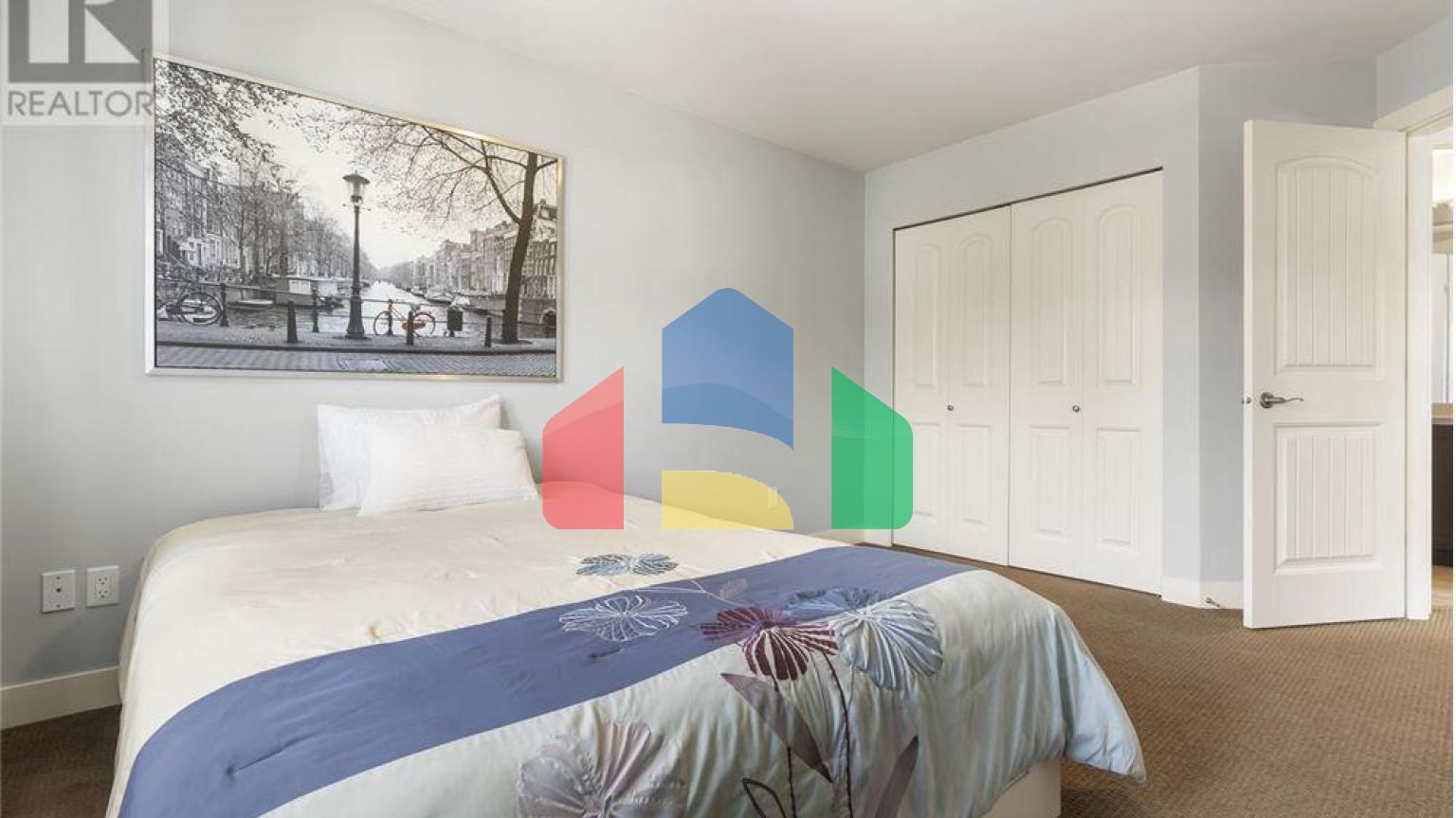 Residential - Single Family Home - Maple Ridge, Canada - Canada