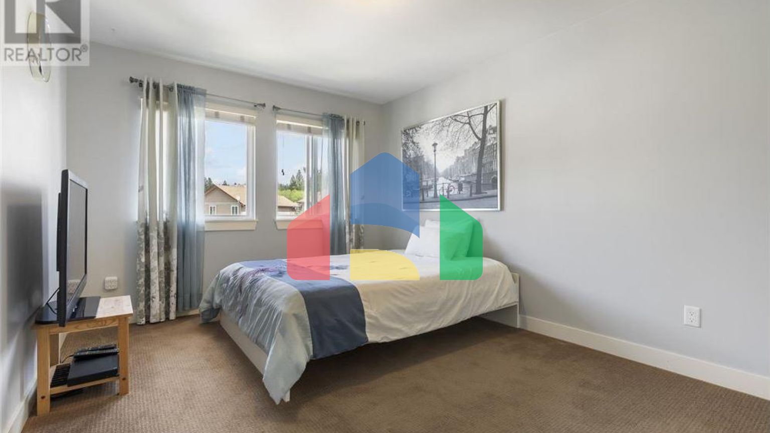 Residential - Single Family Home - Maple Ridge, Canada - Canada