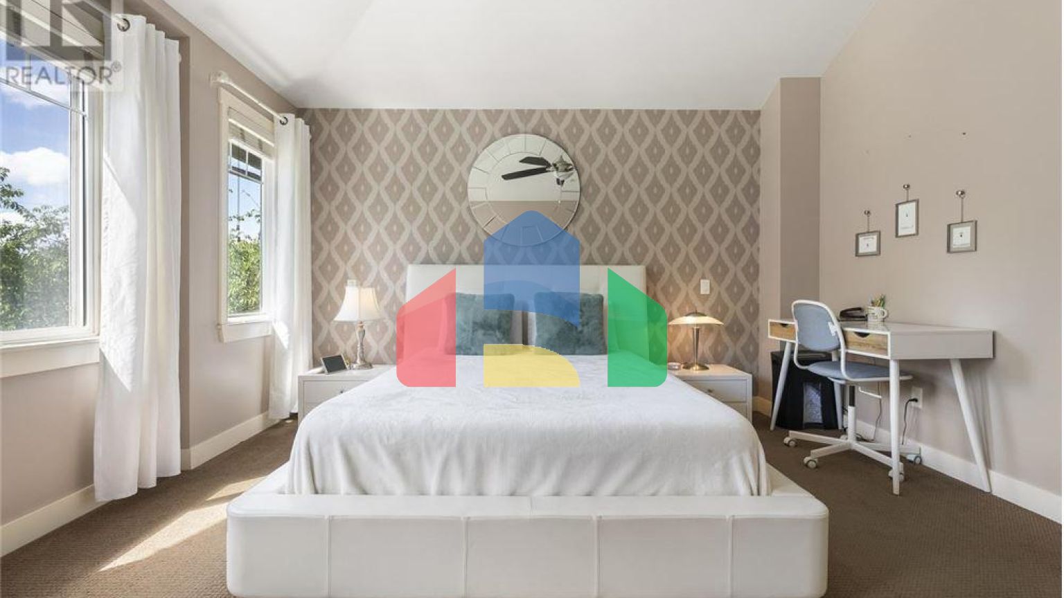 Residential - Single Family Home - Maple Ridge, Canada - Canada