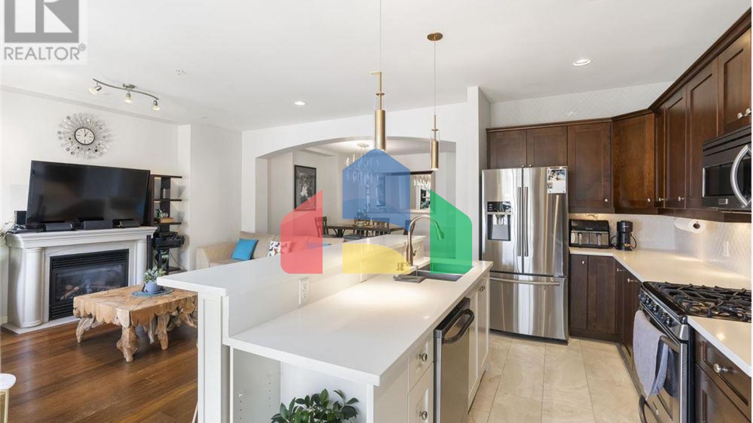 Residential - Single Family Home - Maple Ridge, Canada - Canada