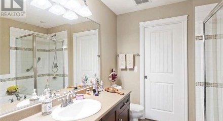 Residential - Condo/Apartment - Maple Ridge, Canada - Canada