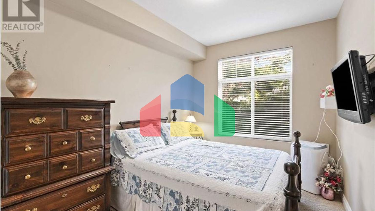 Residential - Condo/Apartment - Maple Ridge, Canada - Canada